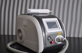 Sliver 250W Strong Power Laser Tattoo Removal Machine Persetujuan CE Untuk penghapusan Tato